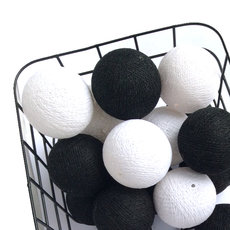 Cottonballs zwart wit
